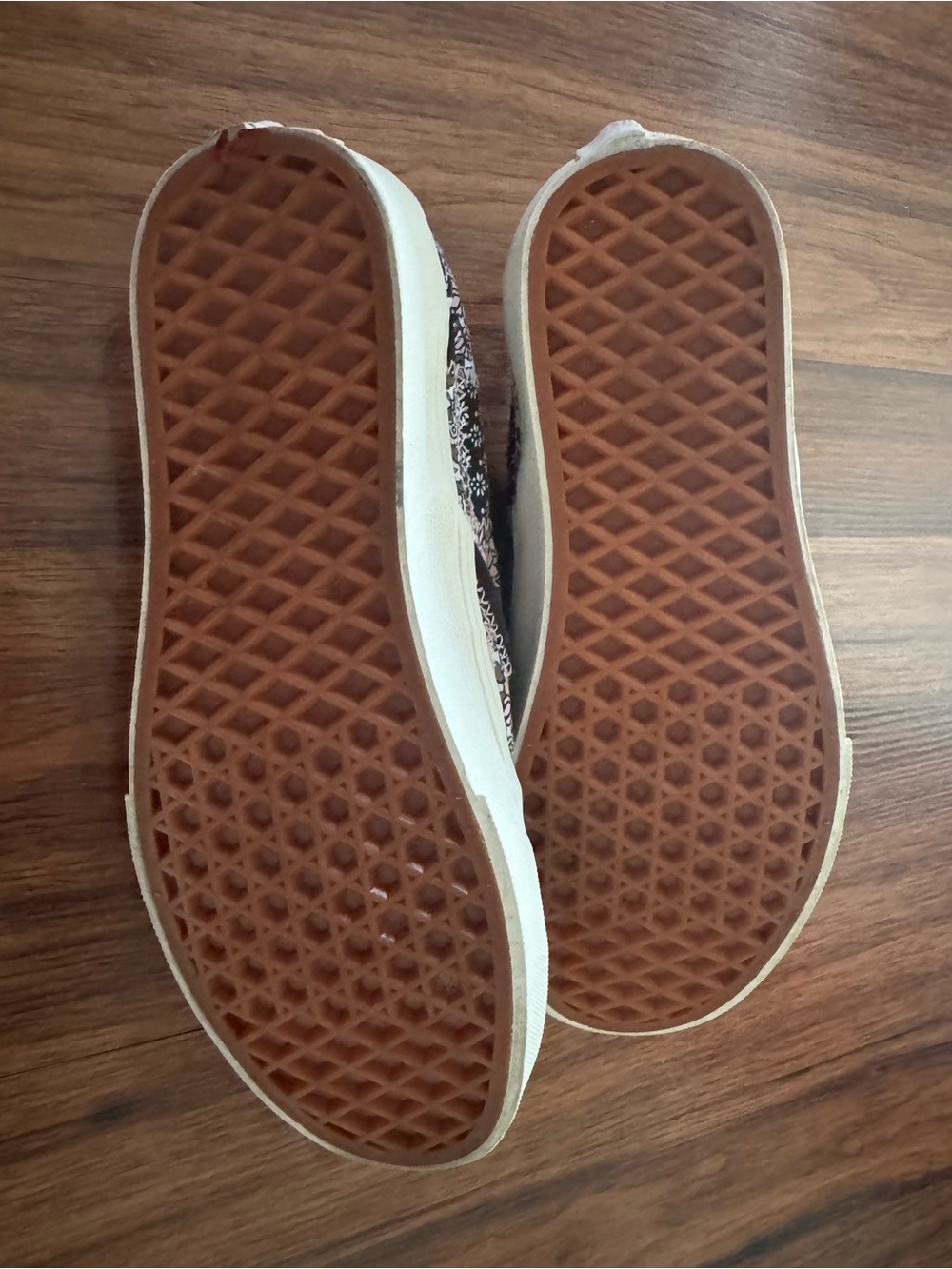 Vans Patchwork Classic Slip-On Shoes - Picture 10 of 11